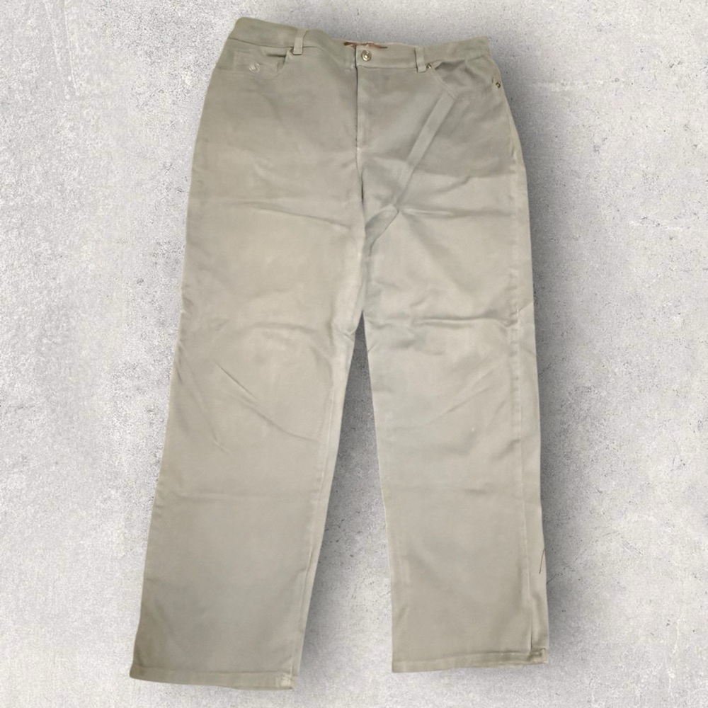 Gloria Vanderbilt Women's Tan Straight Leg Jeans